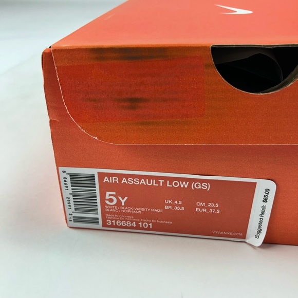 Nike Air Assault Low GS 5Y Sneakers - Picture 8 of 8